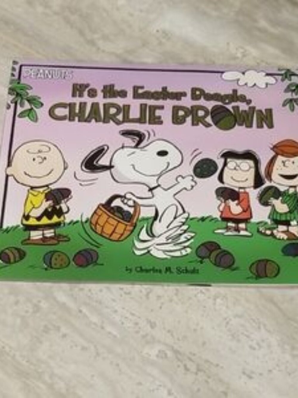 Peanuts It's The Easter Beagle, Charlie Brown  Book